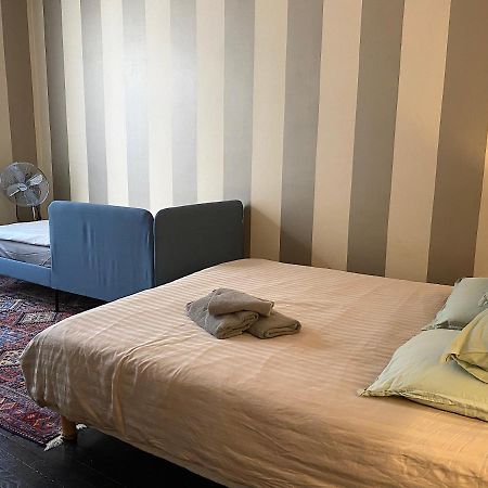Outstanding 2 Bedrooms With A Terrific Eiffel Tower View Paris Exteriör bild