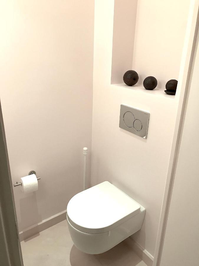 Outstanding 2 Bedrooms With A Terrific Eiffel Tower View Paris Exteriör bild